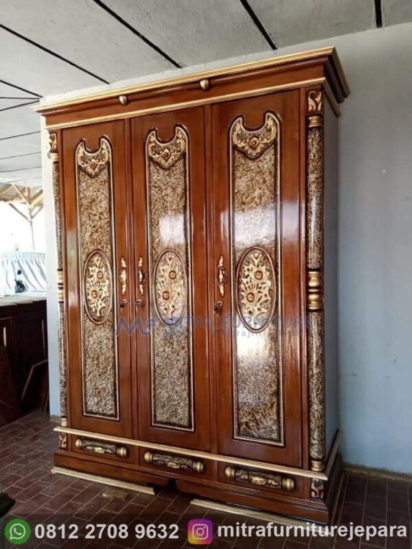 Lemari Pakaian Custom Ukir Peluru 3 Pintu